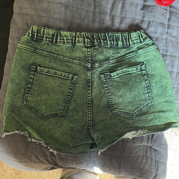 Wild Fable Shorts - Picture 2 of 2